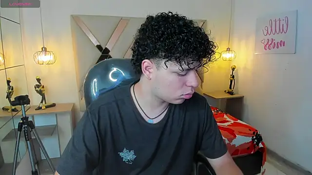 BenjaminBottonn online show from 09/12/25, 07:03