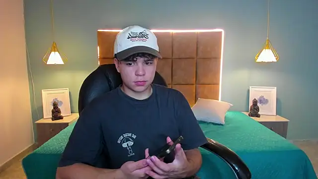 BenjaminBottonn online show from 09/14/25, 08:08