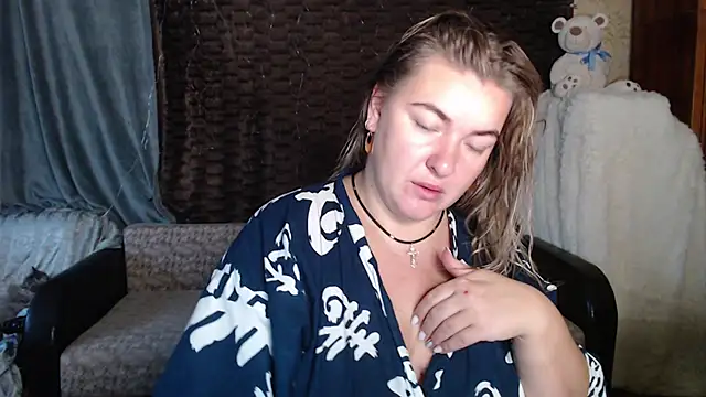 NikaSkylink online show from 10/22/25, 04:02