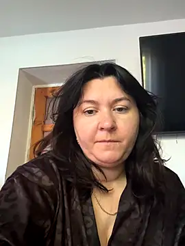 Snapshot of Liza_Will chatting on 10/17/25, 06:49 Liza Will online show from 10/17/25, 06:49