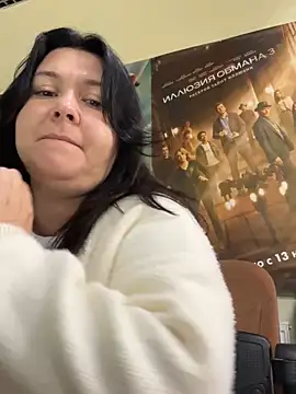 Snapshot of Liza_Will chatting on 11/08/25, 08:14 Liza Will online show from 11/08/25, 08:14