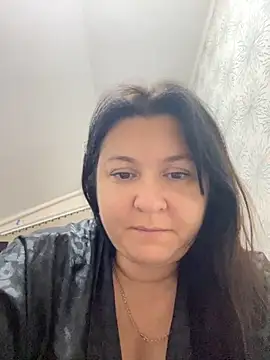 Snapshot of Liza_Will chatting on 11/21/25, 09:57 Liza Will online show from 11/21/25, 09:57