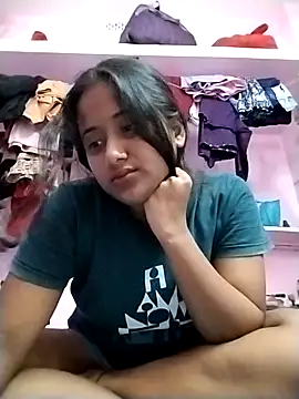 Snapshot of Fun__with__Prity chatting on 10/11/25, 05:44 Fun with Prity online show from 10/11/25, 05:44