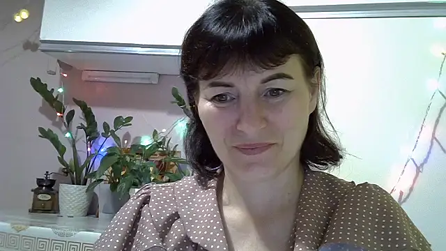 Snapshot of Krystal_82 chatting on 09/11/25, 05:13 Krystal 82 online show from 09/11/25, 05:13