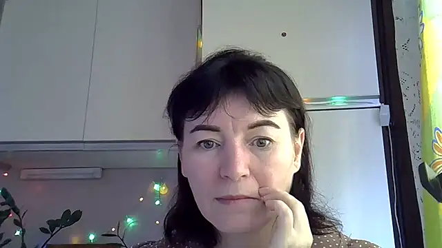 Snapshot of Krystal_82 chatting on 09/24/25, 06:06 Krystal 82 online show from 09/24/25, 06:06