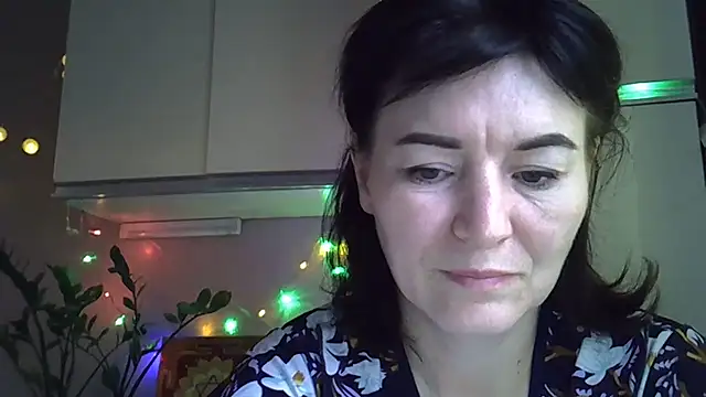 Snapshot of Krystal_82 chatting on 10/02/25, 05:14 Krystal 82 online show from 10/02/25, 05:14