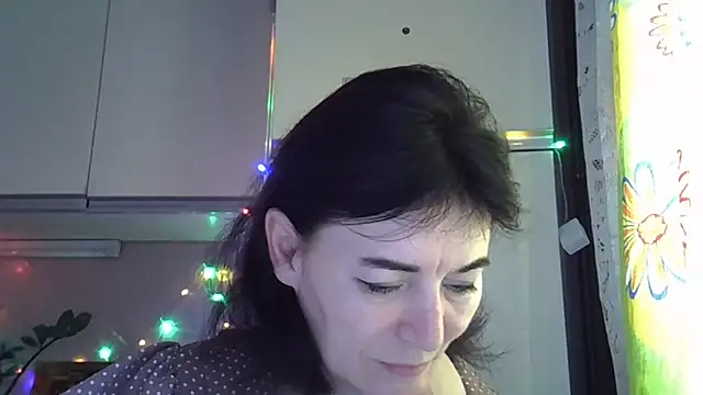 Snapshot of Krystal_82 chatting on 10/14/25, 08:26 Krystal 82 online show from 10/14/25, 08:26