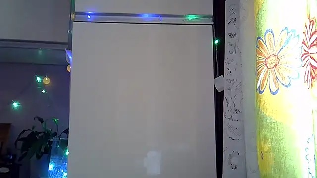 Snapshot of Krystal_82 chatting on 10/29/25, 11:01 Krystal 82 online show from 10/29/25, 11:01