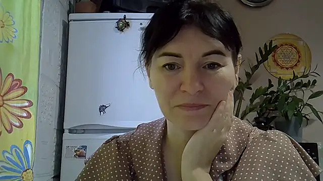 Snapshot of Krystal_82 chatting on 11/05/25, 09:09 Krystal 82 online show from 11/05/25, 09:09