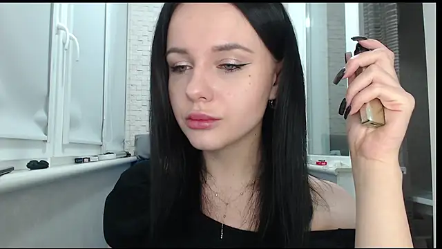 Snapshot of Blair_Yates chatting on 10/16/25, 09:16 Blair Yates online show from 10/16/25, 09:16