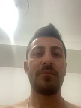 Snapshot of emredenizz07 chatting on 10/25/25, 07:08 emredenizz07 online show from 10/25/25, 07:08