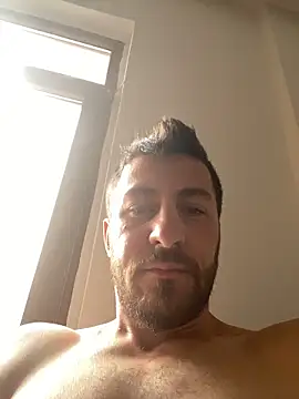 Snapshot of emredenizz07 chatting on 11/06/25, 07:31 emredenizz07 online show from 11/06/25, 07:31