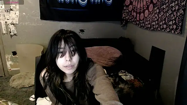 London Ray online show from 10/17/25, 07:00