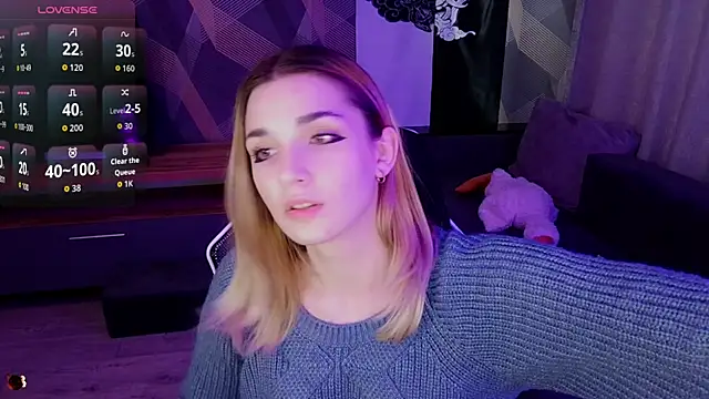 Sandy Belle online show from 10/09/25, 07:50