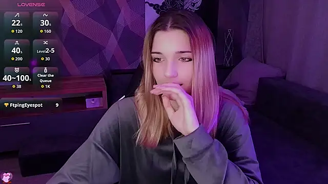 Sandy Belle online show from 11/19/25, 08:42