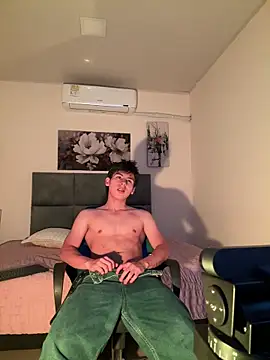 kaneky 07 online show from 10/19/25, 10:32