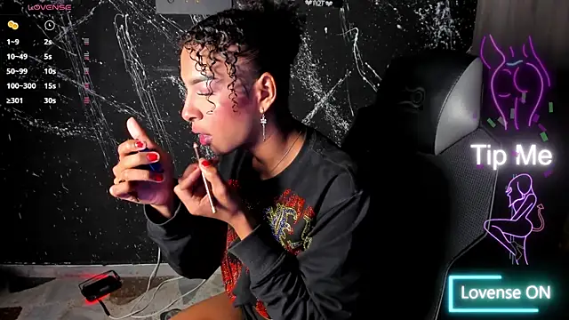 kileyyHot online show from 10/27/25, 04:05