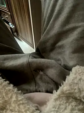 Snapshot of darksagax1 chatting on 11/18/25, 10:41 darksagax1 online show from 11/18/25, 10:41