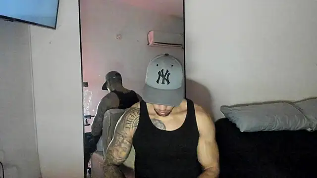 Snapshot of ThiagoLugo chatting on 09/11/25, 02:28 ThiagoLugo online show from 09/11/25, 02:28