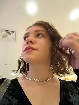 lucy-joy online show from 10/11/25, 10:25