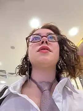 lucy-joy online show from 10/16/25, 10:27