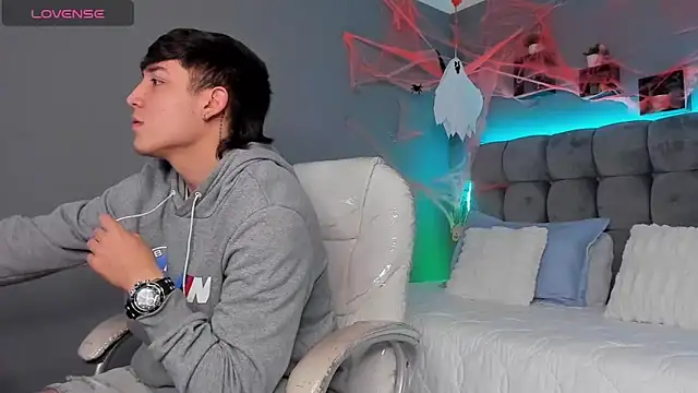 Ares di martin online show from 10/28/25, 04:16