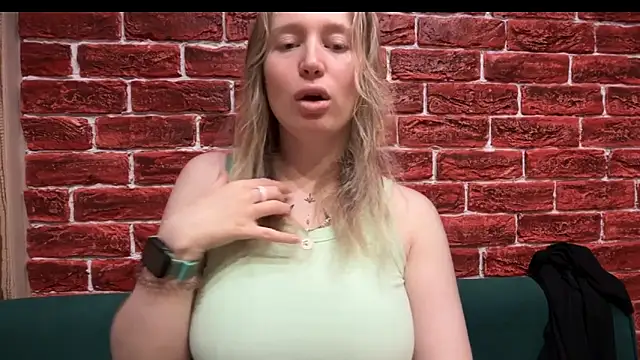 CitrusBlissss online show from 10/21/25, 12:06