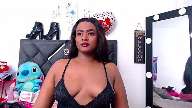 NatashaBella online show from 10/18/25, 05:32