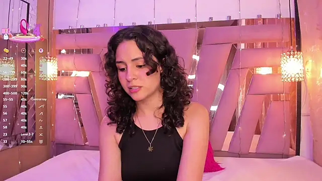 Snapshot of HadaKiss chatting on 09/22/25, 03:03 HadaKiss online show from 09/22/25, 03:03