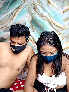 Snapshot of hornyzinia123 chatting on 10/15/25, 04:34 hornyzinia123 online show from 10/15/25, 04:34