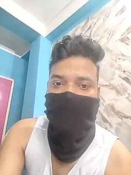 Snapshot of hornyzinia123 chatting on 11/18/25, 02:28 hornyzinia123 online show from 11/18/25, 02:28