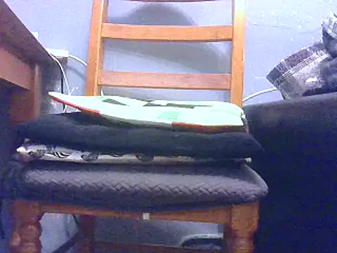Snapshot of hefin18 chatting on 02/08/25, 06:33 hefin18 online show from 02/08/25, 06:33