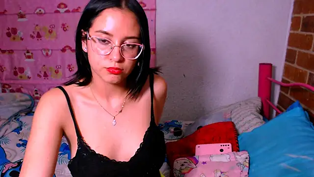 danaiisabella online show from 10/16/25, 01:39