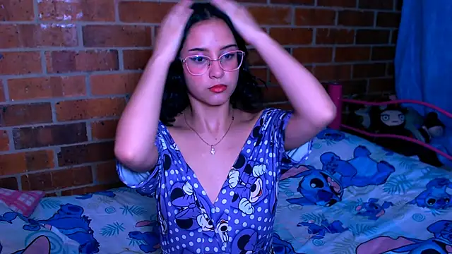 danaiisabella online show from 11/09/25, 01:48