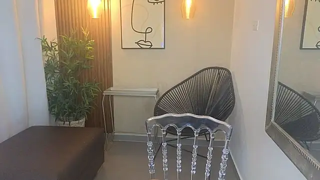 Lia Mar  online show from 10/18/25, 06:08