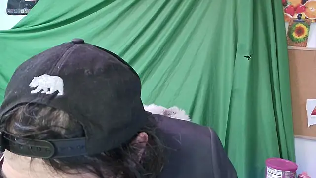 MasterDaddyCool online show from 10/22/25, 04:46