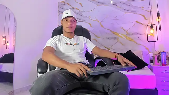 Ricky Owens1 online show from 10/13/25, 01:11