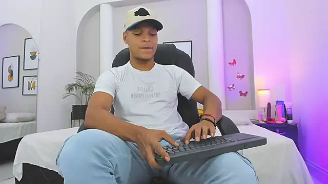 Ricky Owens1 online show from 10/27/25, 08:46