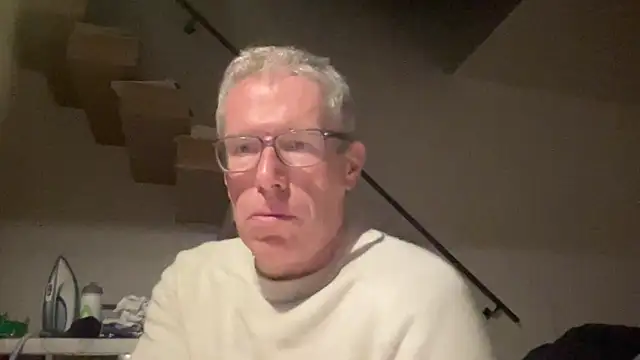 choupipat1 online show from 10/29/25, 11:06