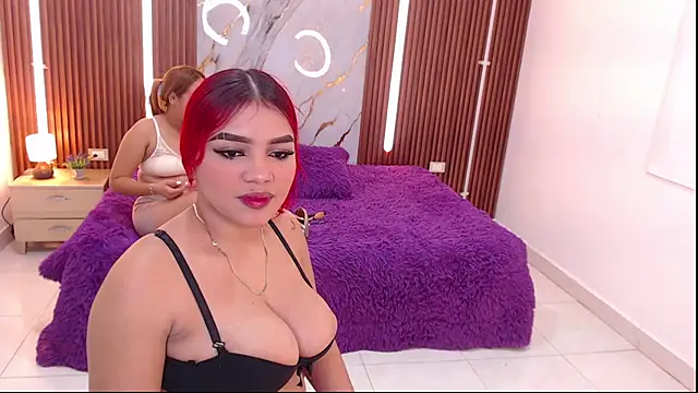 Snapshot of aixa_show chatting on 09/11/25, 12:49 aixa show online show from 09/11/25, 12:49