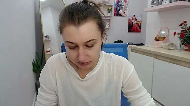 muriel elvin online show from 10/10/25, 08:24