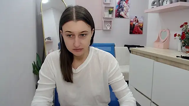 muriel elvin online show from 10/13/25, 09:20