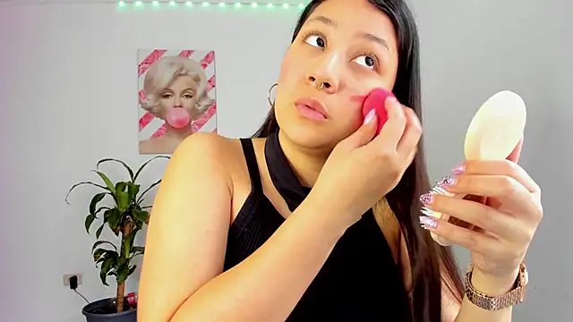 Snapshot of rouse_red chatting on 11/12/25, 06:08 rouse red online show from 11/12/25, 06:08