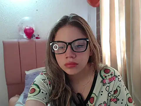 Alaina Blessed online show from 11/12/25, 04:29