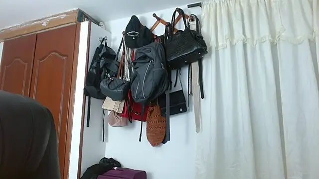 BriggiteSkyAngels online show from 11/10/25, 08:46