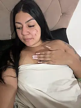 Snapshot of julianamascarada chatting on 09/19/25, 05:35 julianamascarada online show from 09/19/25, 05:35