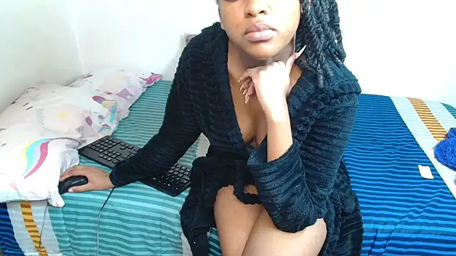 Snapshot of SinfullyForbiddeno7 chatting on 11/02/25, 04:15 SinfullyForbiddeno7 online show from 11/02/25, 04:15