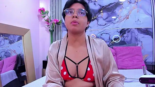 Snapshot of Emmaa_Lex chatting on 09/19/25, 03:08 Emmaa Lex online show from 09/19/25, 03:08