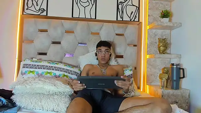 Lucass Blaze online show from 10/25/25, 10:37