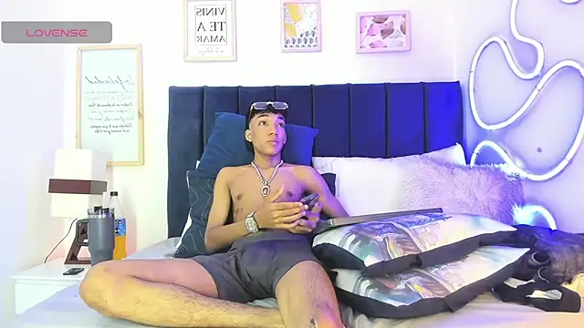 Lucass Blaze online show from 11/04/25, 10:31